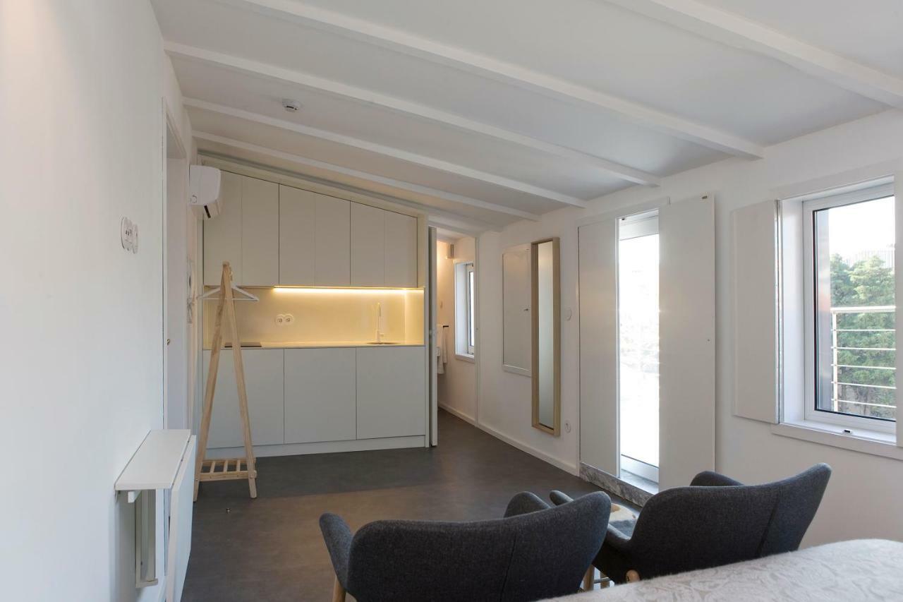 Oporto Design Attic - Solar Da Avenida Apartment Bagian luar foto